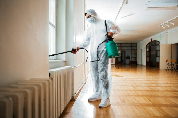 Best Wildlife Control Services  in Country Lake Estates, NJ